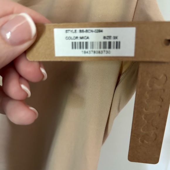 SKIMS NWT NUDE BODYSUIT 3X - Picture 4 of 9